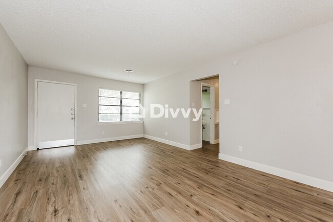 Building Photo - 129 Baron Pl