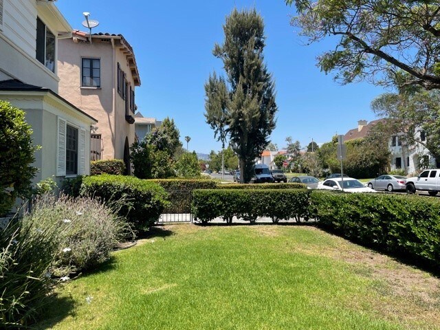 Looking North - 217 S Fuller Ave