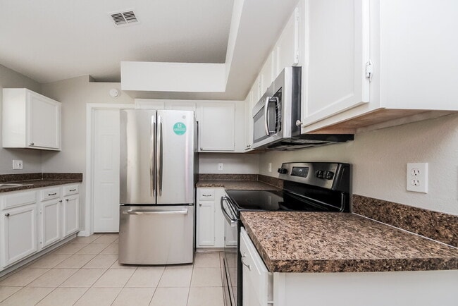 Building Photo - 1105 Whitewood Way