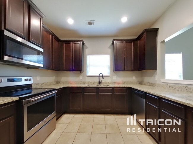 Building Photo - 114 Temperence Way