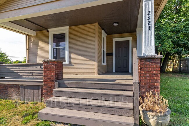 Foto del edificio - 3 Bed Single-Family Home Near Aultman Hospital – $1,595/mo