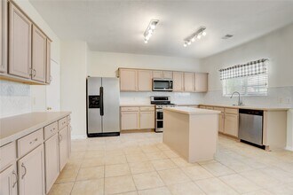 Building Photo - 2507 Willow Springs Ln