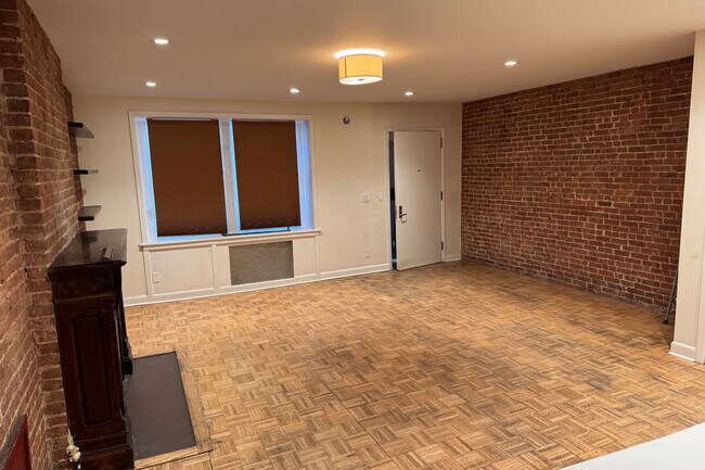 Foto del edificio - 162 W 81st St