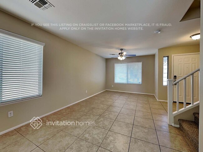 Foto del edificio - 2844 S 160th Ln
