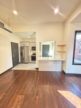Building Photo - 709 N Duke St