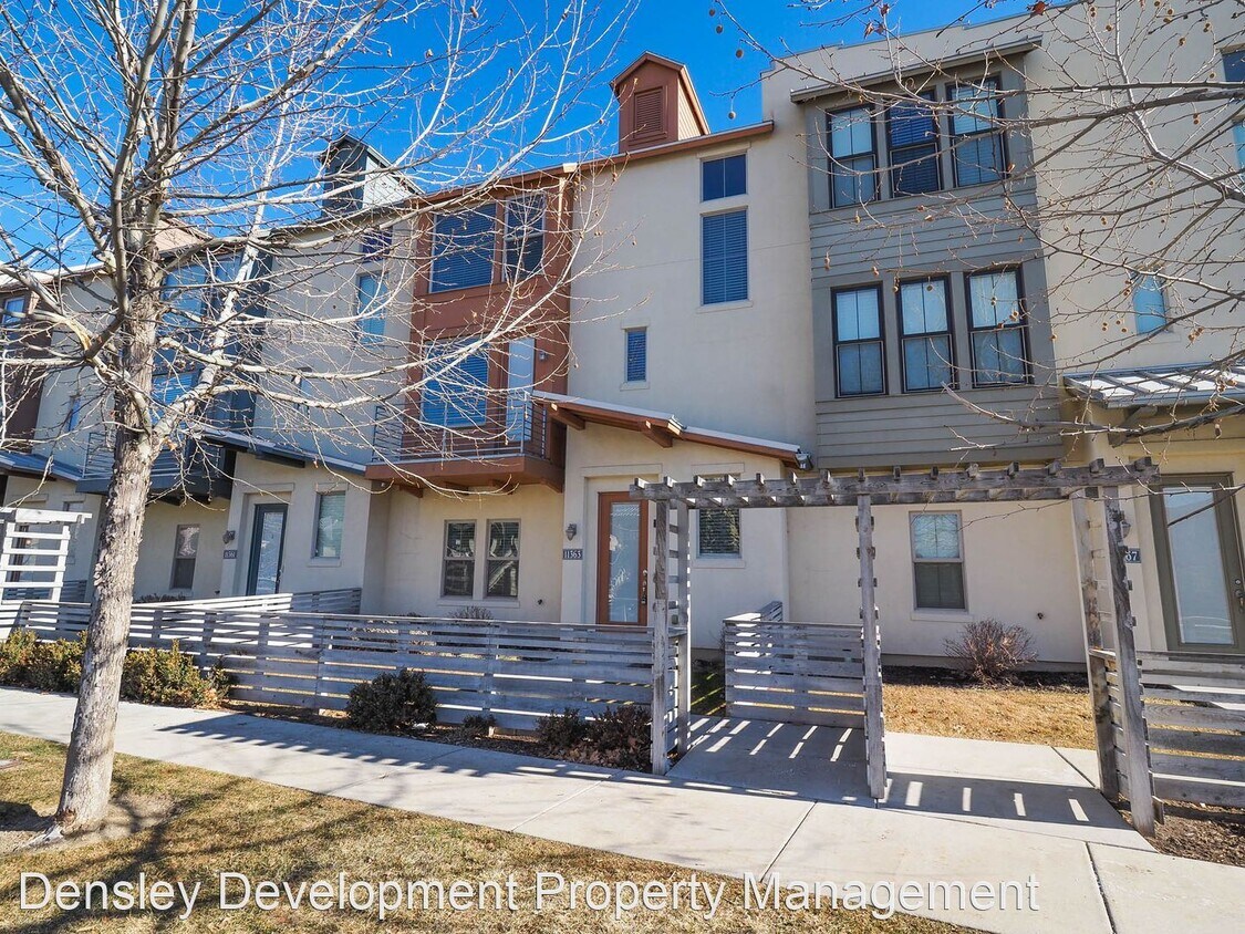 Primary Photo - 3 br, 2.5 bath House - 11363 S OAKMOND RD