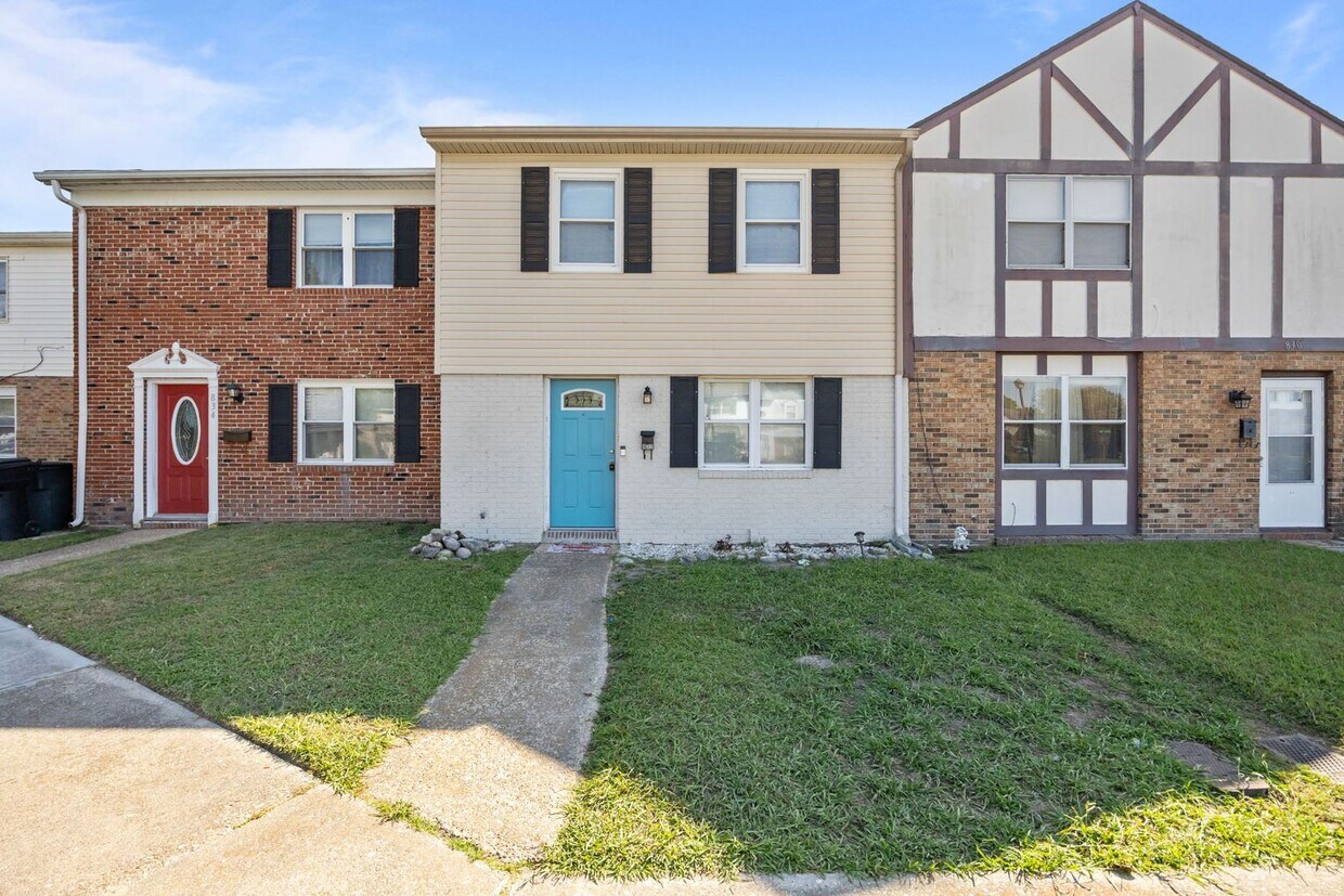 Primary Photo - New Listing in Virginia Beach!