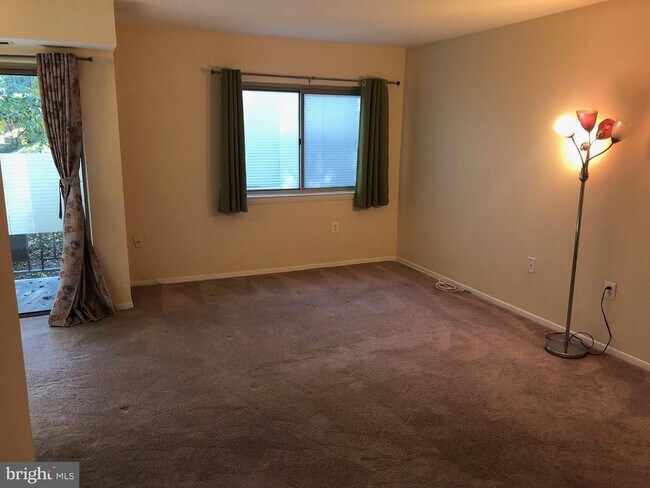 Building Photo - 5105 Crossfield Ct