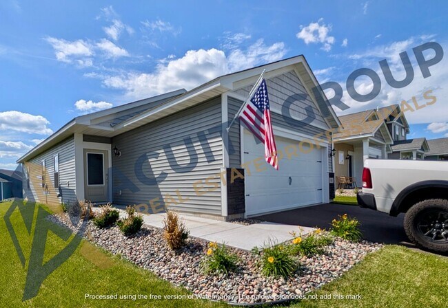 Foto del edificio - 501 Redwood St N