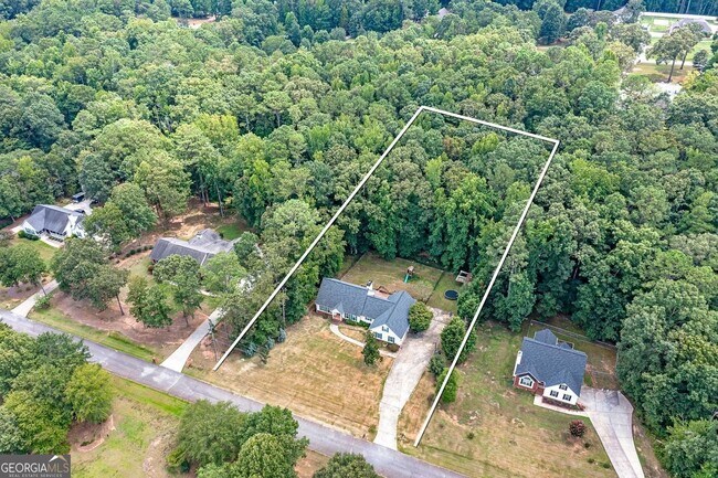Building Photo - 460 Holly Hills Ln