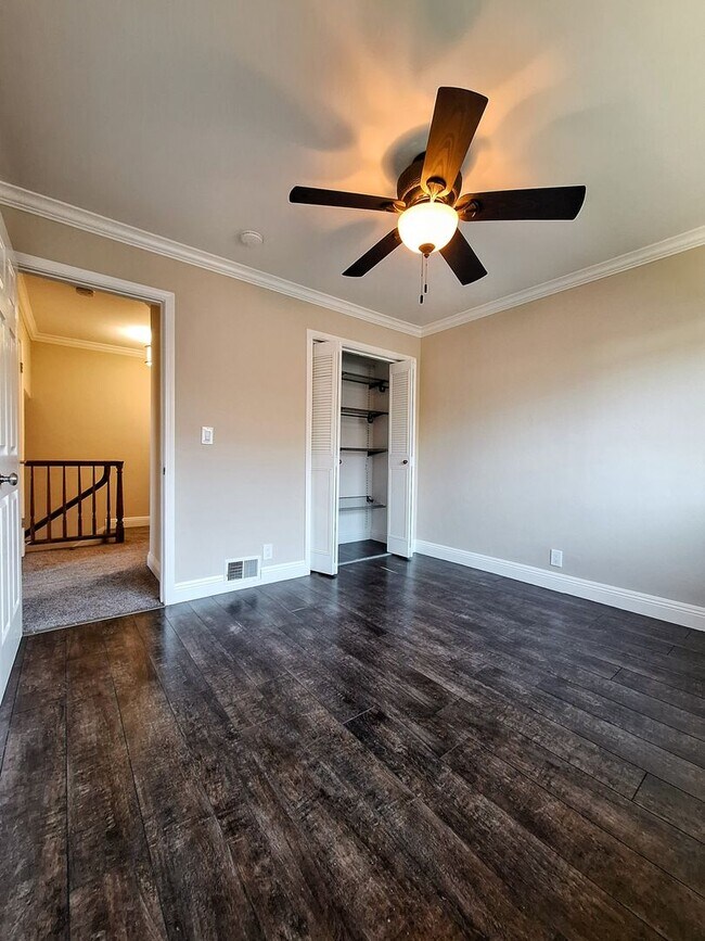 Building Photo - Beautifully Remodeled Two-story 2bd Condo ...