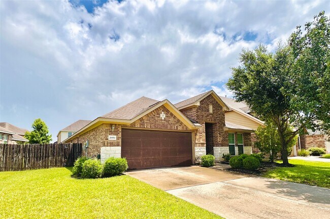Building Photo - 26950 Churchill Gate Ln