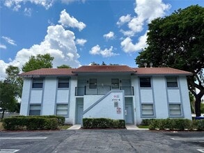 Building Photo - 3700 NW 116th Terrace