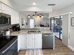 Building Photo - 3961 SW Greenwood Way Building Photo - 3961 SW Greenwood Way