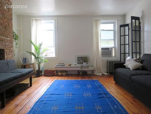 Foto del edificio - 348 Classon Ave