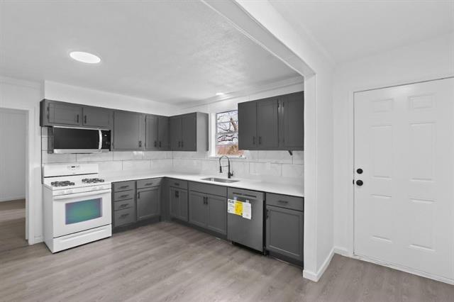 Foto del edificio - 10158 Twin Creeks Cir