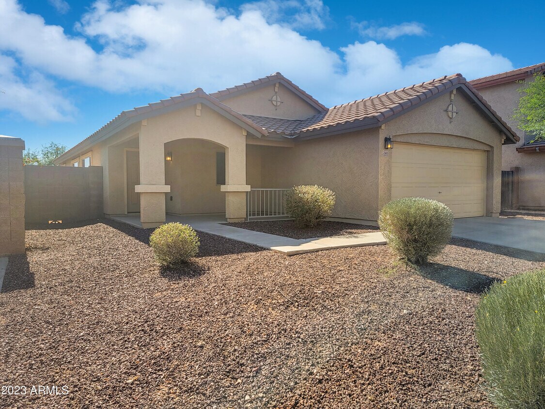 Foto principal - 25805 W St Catherine Ave