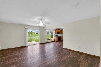 Building Photo - 1509 Stonebluff Ct