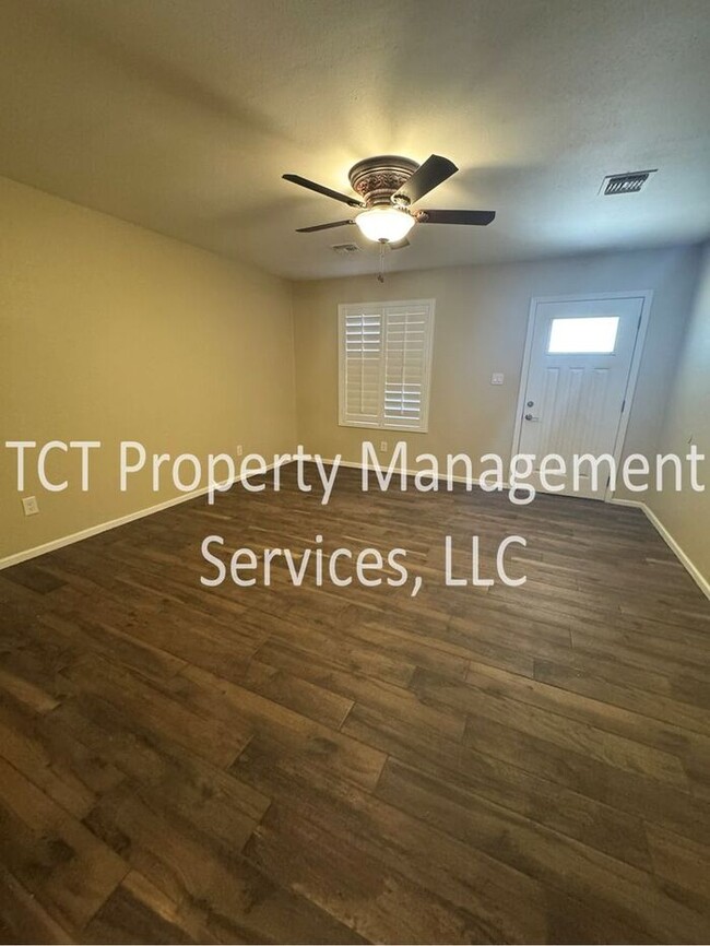 Building Photo - Remodeled 3 Bedroom home in Mesa, AZ