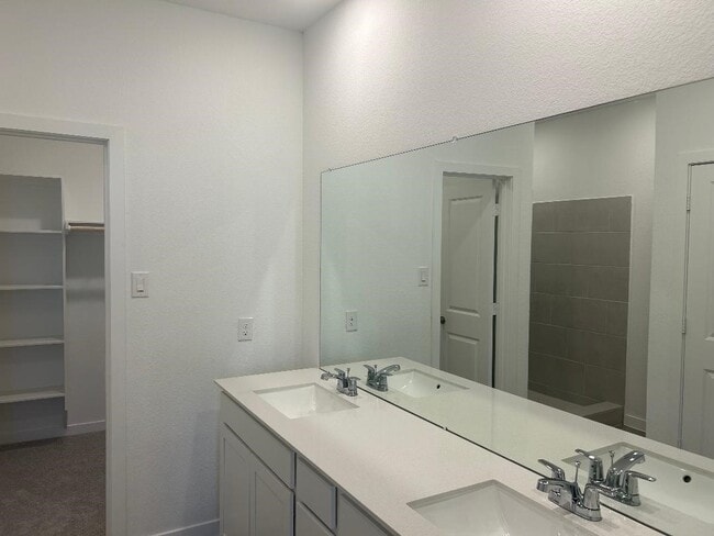 Foto del edificio - 26523 Wild Stonecrop Ln