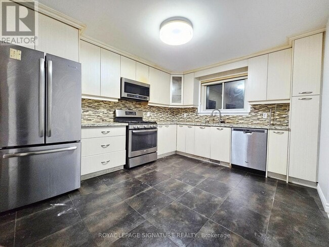 Photo du bâtiment - 47 Earlsdale Crescent