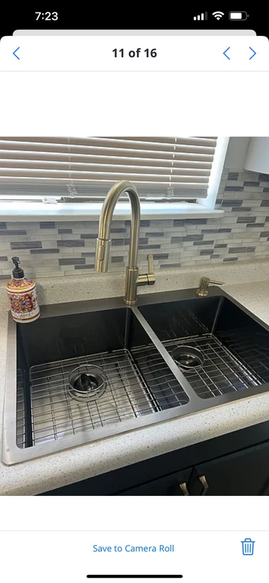 Building Photo - 1720 E Mallon Ave