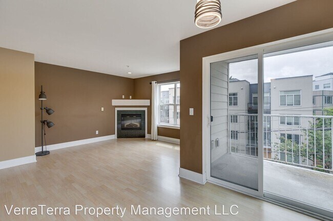 Building Photo - 2 br, 2 bath House - 3120 SW Avalon Way #402