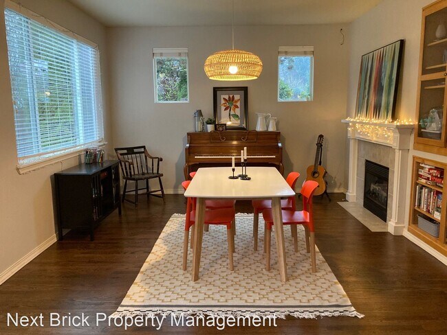 Foto del edificio - 5 br, 3 bath House - 11581 179th Ct NE