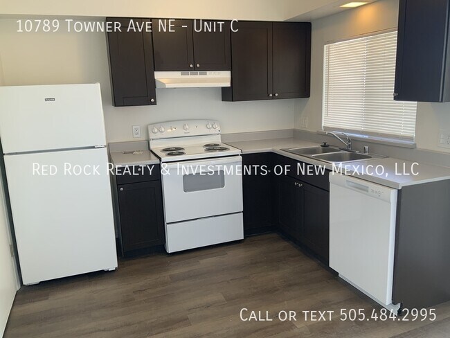 Foto del edificio - 10789 Towner Ave NE