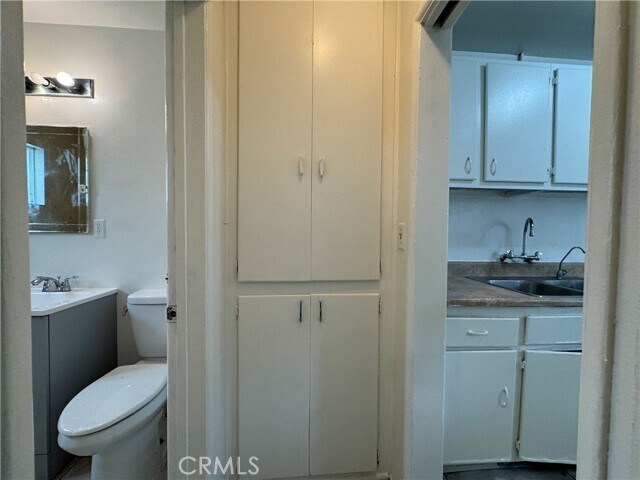 Foto del edificio - 595 E 6th St