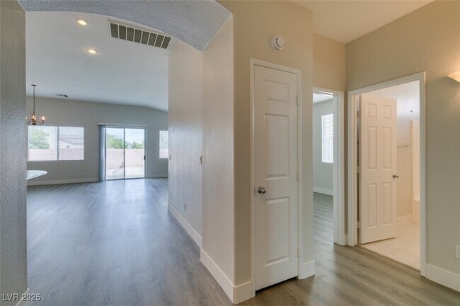 Foto del edificio - 5317 Azure View Ct