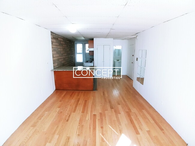 Foto del edificio - 199 Strathmore Rd