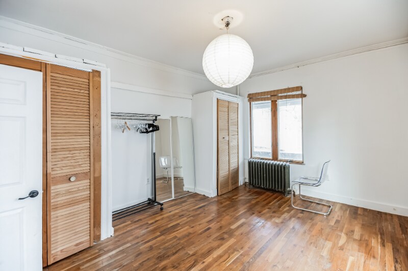 16363 Beach 91st St Unit 1, Queens, NY 11693 Room for Rent in