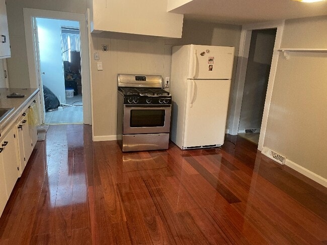 Building Photo - 3187 Abbott Rd