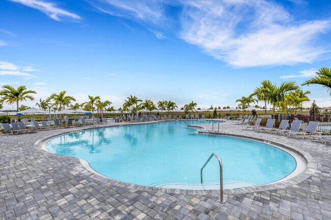 Foto del edificio - 16020 Sunny Day Dr