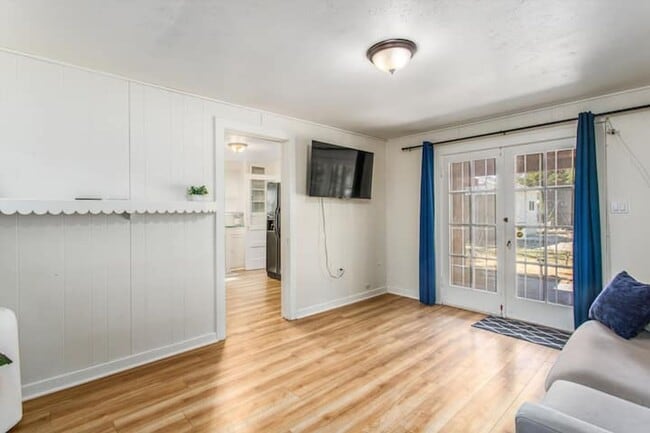 Photo - 1359 Jasper Ave Apartment