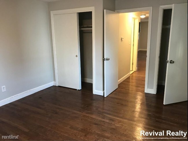 Building Photo - 1 br, 1 bath Apartment - 35 Melbourne St