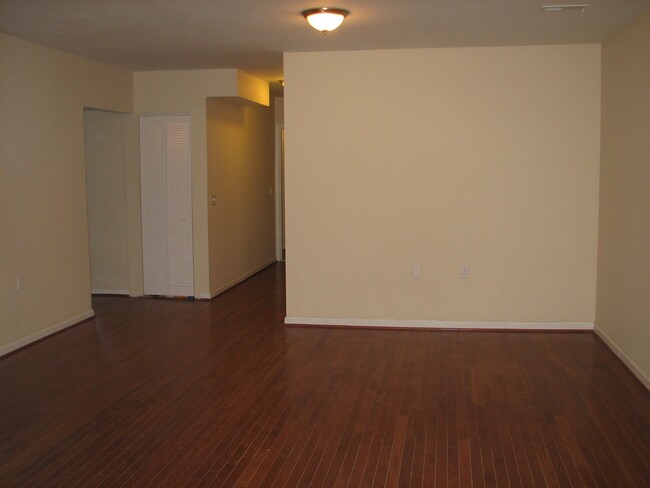 LIVING/DINING RM - 5804 14th St NW