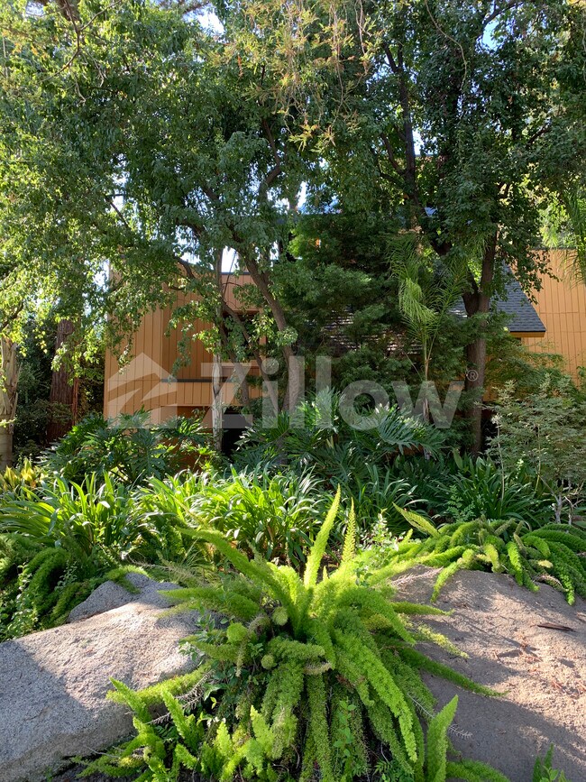 Foto del edificio - 3152 W Los Altos Ave