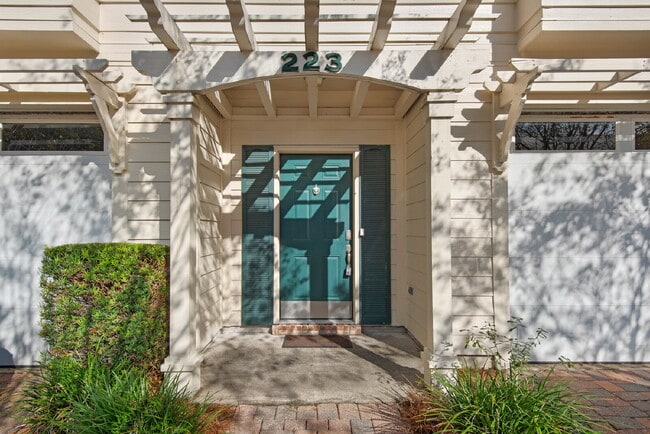 Foto del edificio - "Charming 3-Bedroom Townhouse Oasis in Destin!"