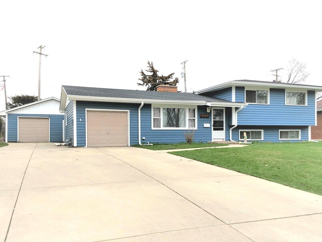 1020 Wellman Ave, Montgomery, IL 60538 House for Rent in Montgomery