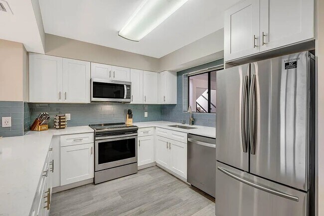 Cocina - 420 Celestial Way