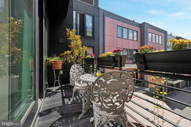 Foto del edificio - 620 N 3rd St