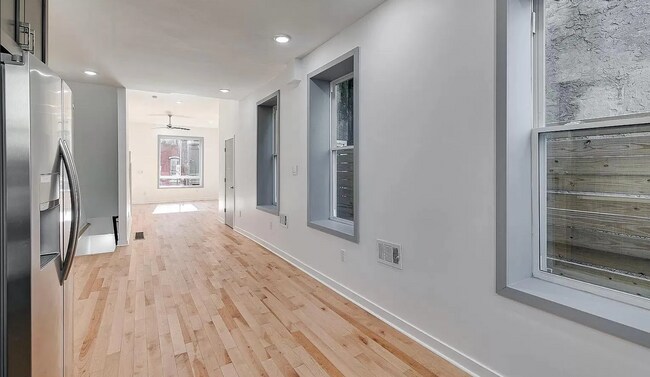 Foto del edificio - 1719 Arlington St