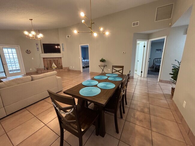 Foto del edificio - 44 Capistrano Dr