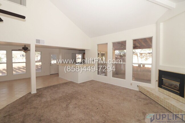 Foto del edificio - 24661 Watt Rd