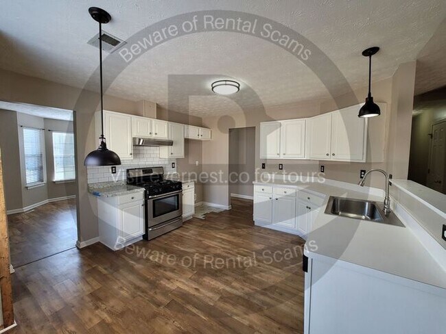 Building Photo - 2405 Lofton Ct