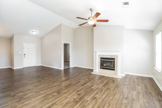 Building Photo - 12112 Chantress Ln