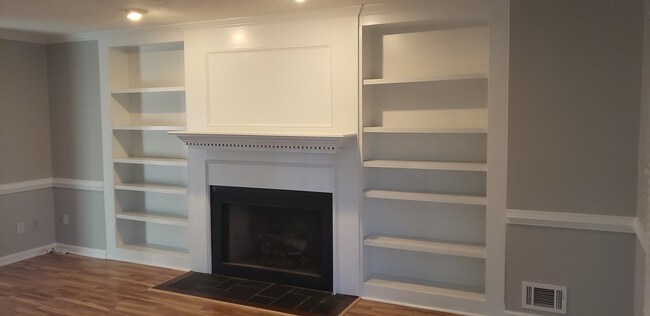 Foto del edificio - 3985 Fawnbrook Way SW