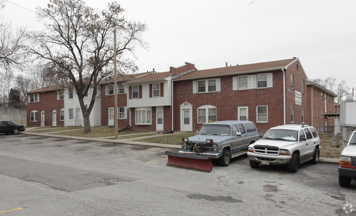 Foto del edificio - Brickstone Townhomes